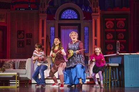 Dexter Pulling, Aaliya Mai, Gabriel Vick and Harly-Rose Gill in Mrs. Doubtfire